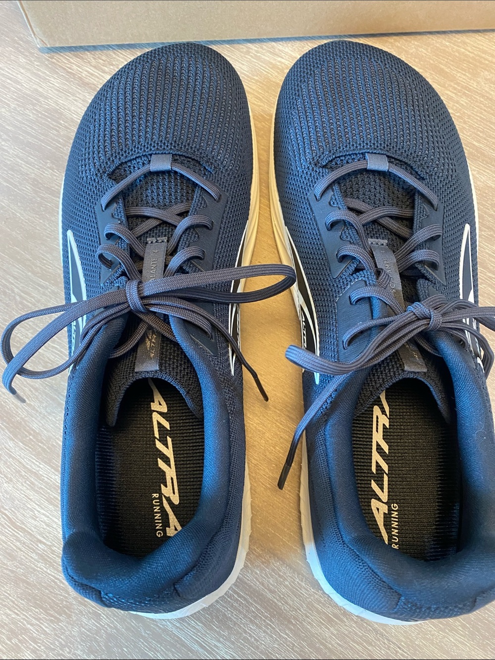 Altra Escalante, Men's 11 - Picture 6 of 9